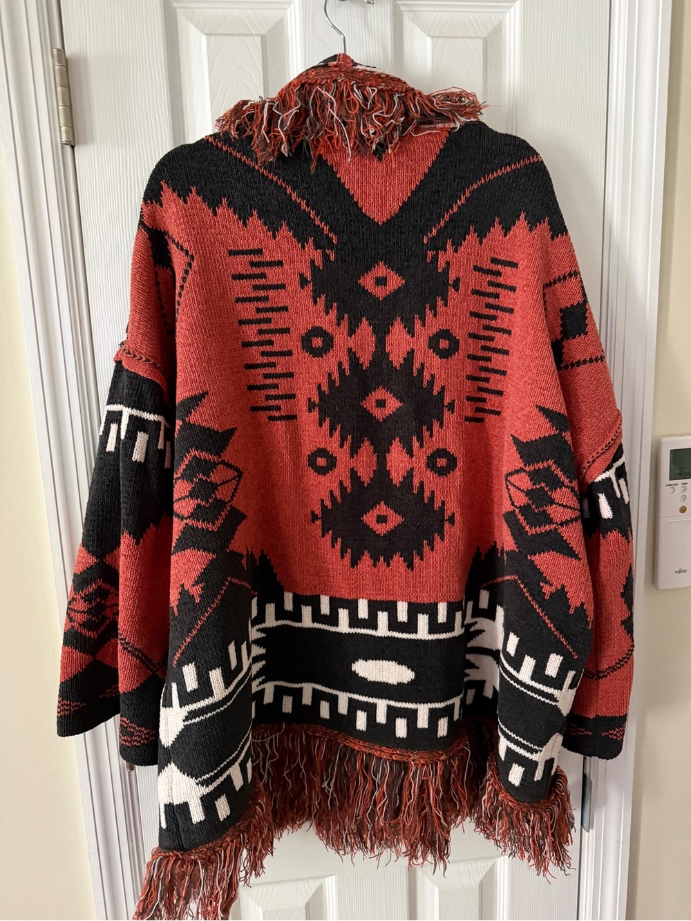 Magnolia Women’s M Southwestern Geometric Fringe Open Cardigan Rust Black - Picture 5 of 7